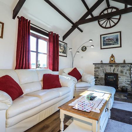 Villa Y Stabl à Fishguard Extérieur photo