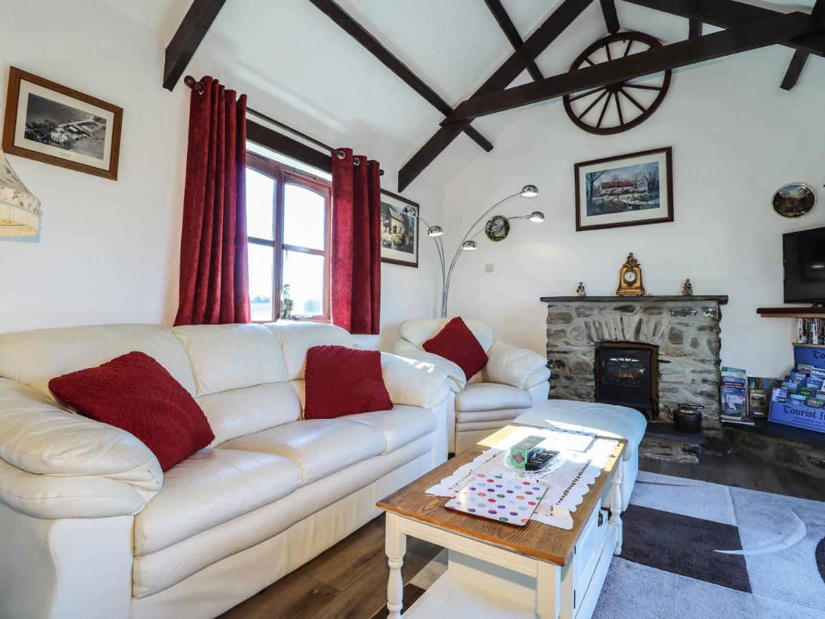 Villa Y Stabl à Fishguard Extérieur photo